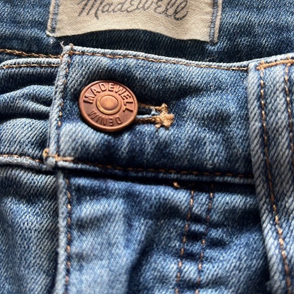 Madewell 9” Mid-Rise Skinny Jeans - Picture 3 of 10